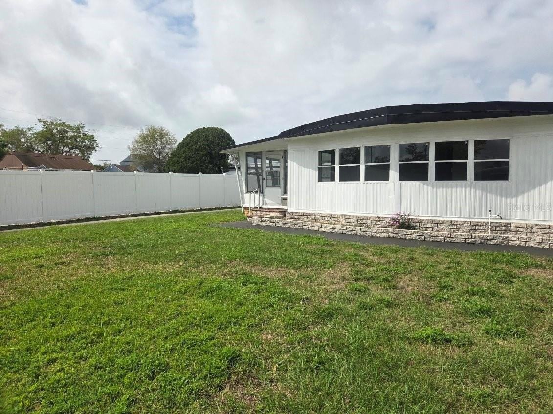 13 Hamilton Ln - Photo 2 of 13