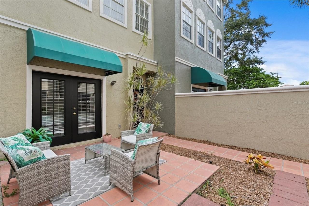 1427 Harbour Walk Rd - Photo 5 of 50