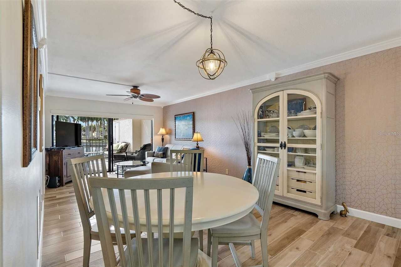 6277 Bahia Del Mar Blvd #110 - Photo 7 of 33