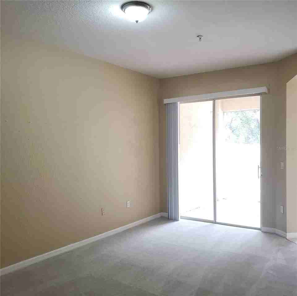 5016 Sunridge Palms Dr - Photo 4 of 30