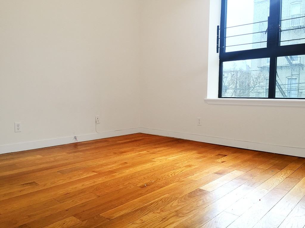 130 Diamond Street #2B - Photo 3 of 12