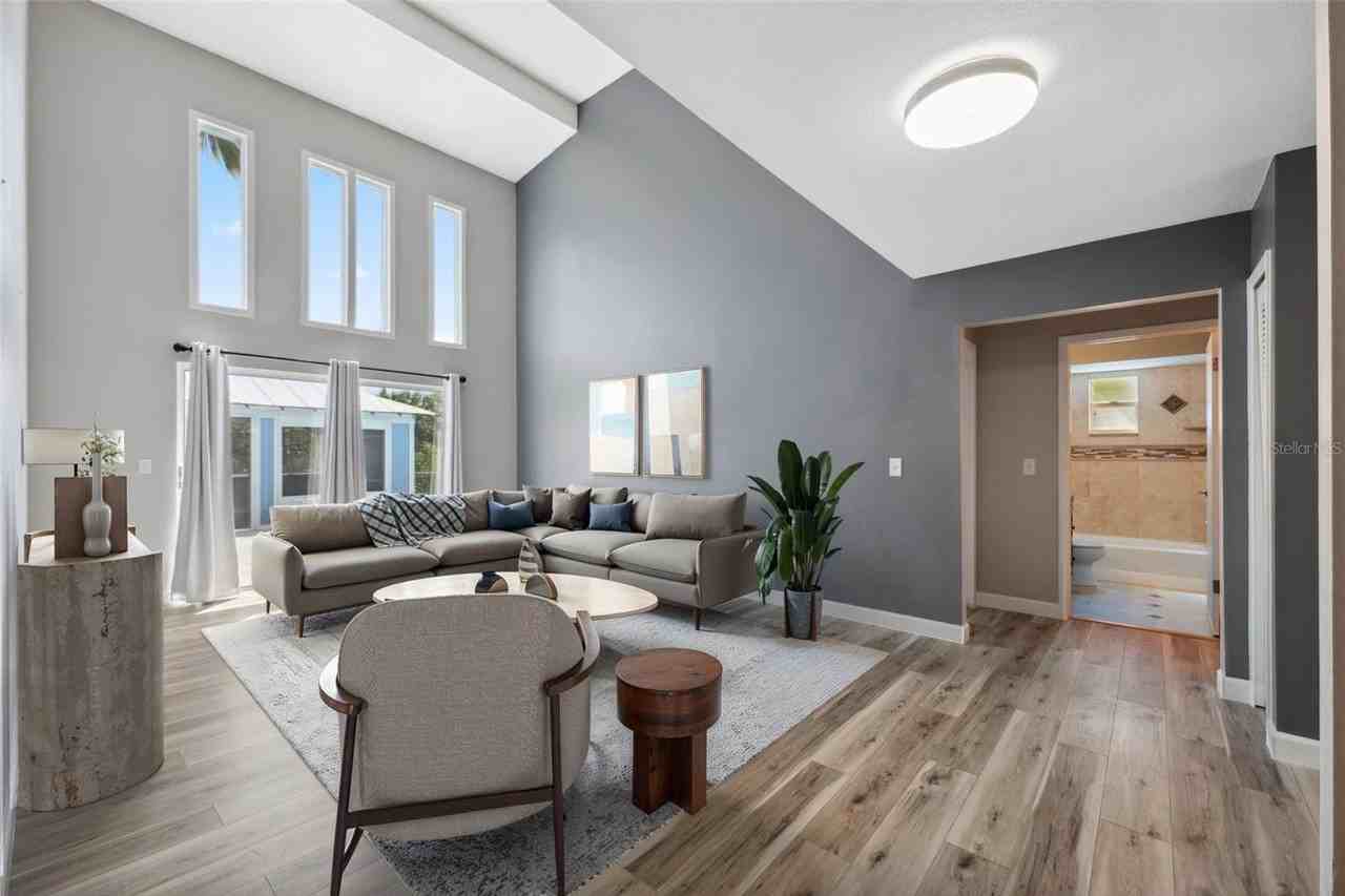 428 Klosterman Rd W - Photo 7 of 50