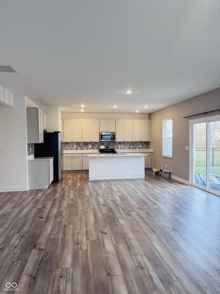 19368 Bald Cypress Ct - Photo 4 of 50