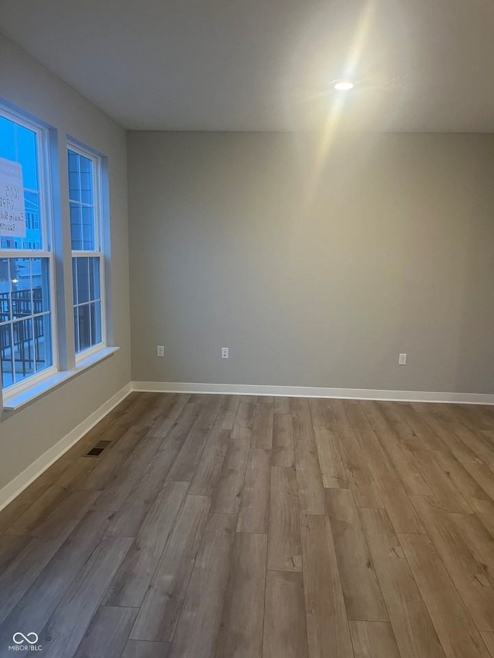 6978 Equality Blvd - Photo 6 of 20