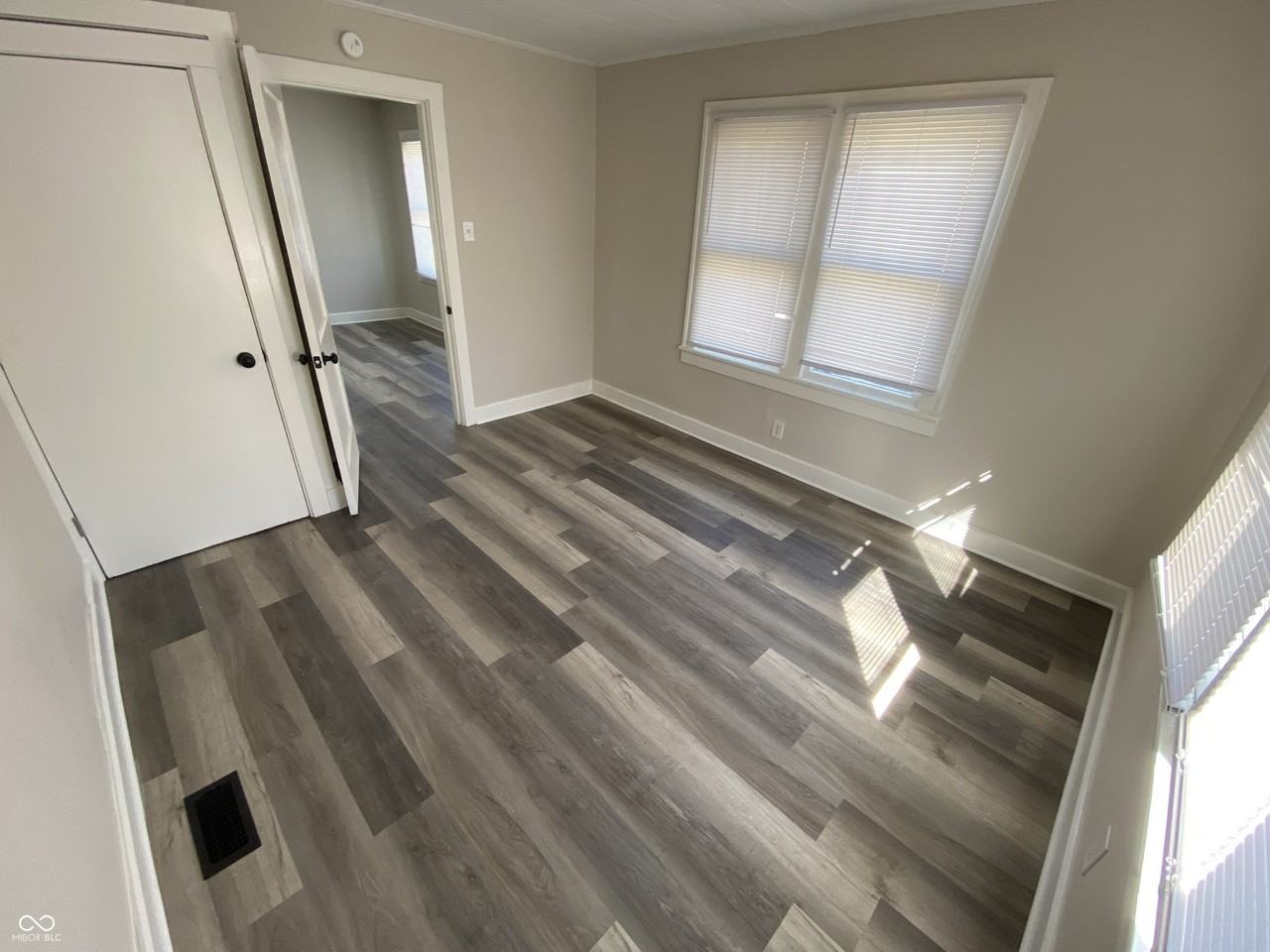 2002 Arrow Ave - Photo 7 of 12