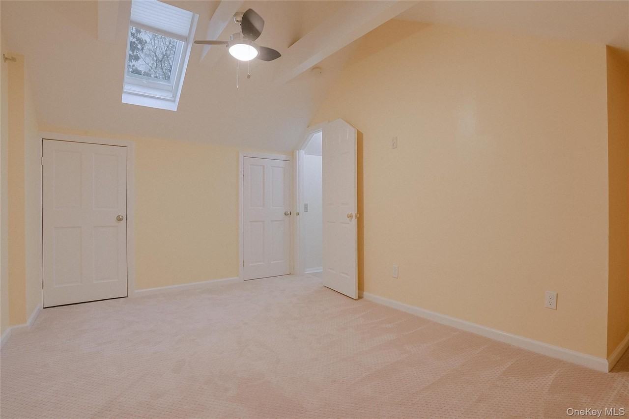 203 Park Ridge Ln - Photo 5 of 30