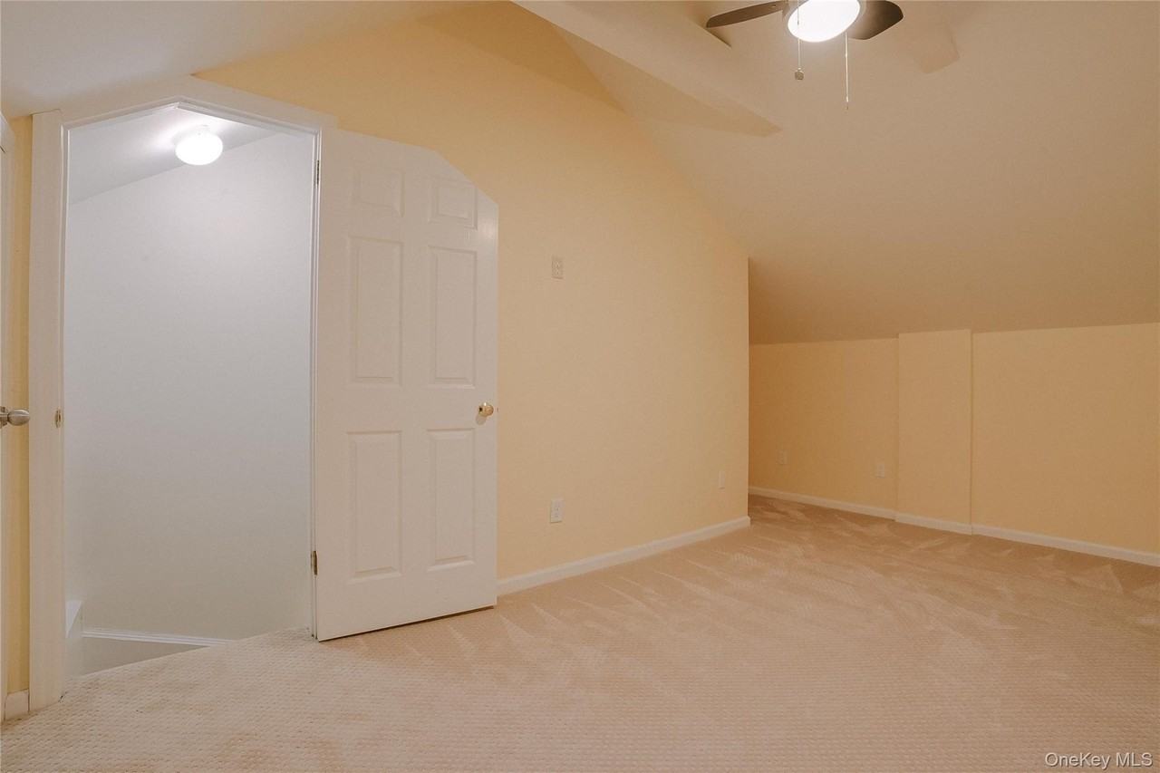 203 Park Ridge Ln - Photo 6 of 30