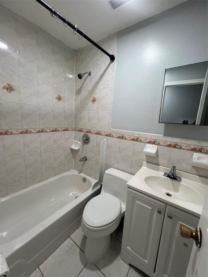 18011 146th Ave - Photo 6 of 19