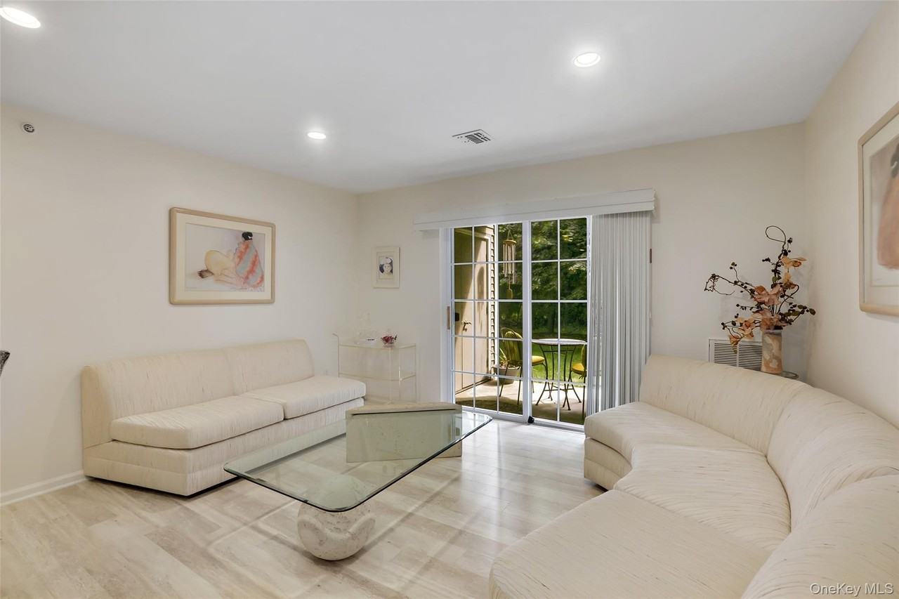 2101 Jacobs Hill Rd - Photo 4 of 21