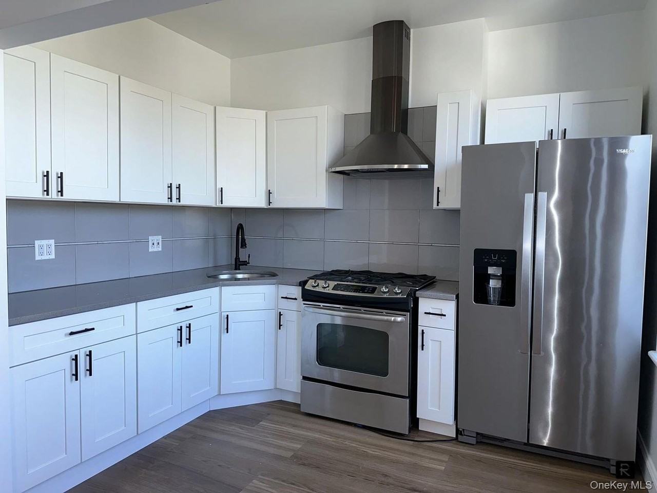 1419 Jefferson Ave Apt 3 - Photo 2 of 15