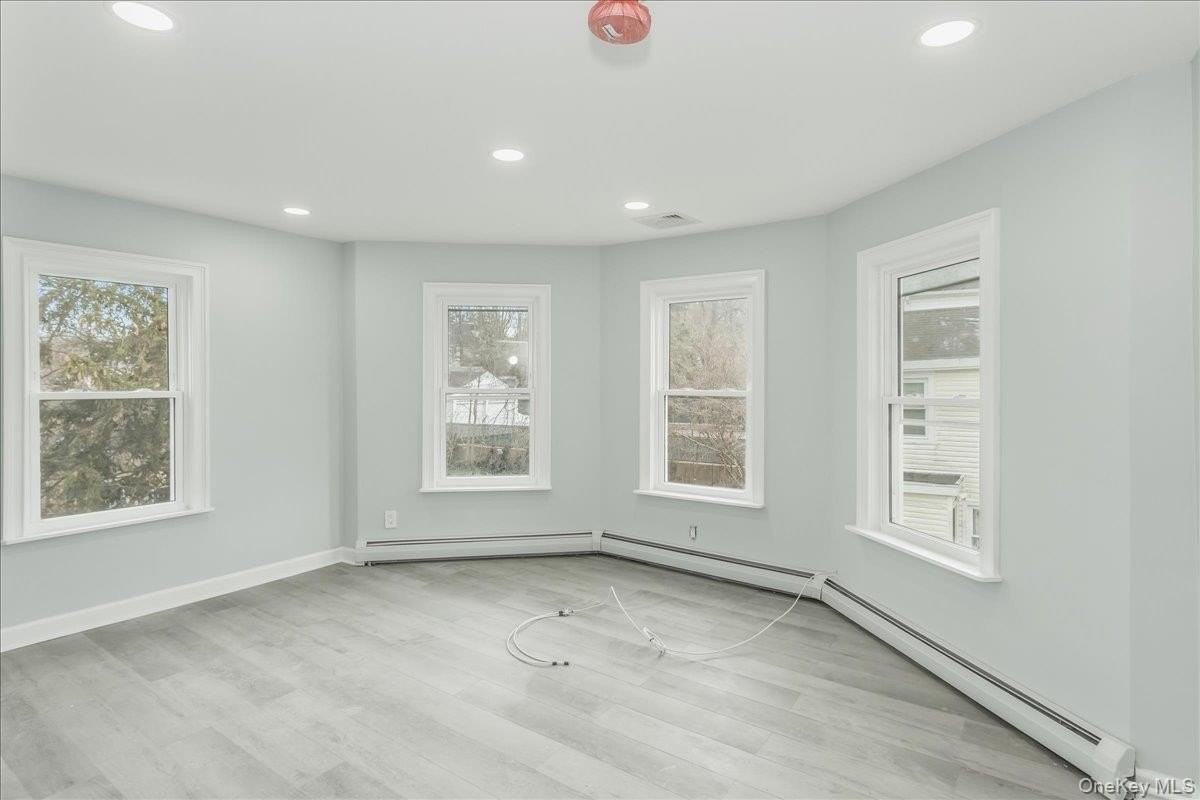 75 Anstice St Apt 2 - Photo 5 of 16