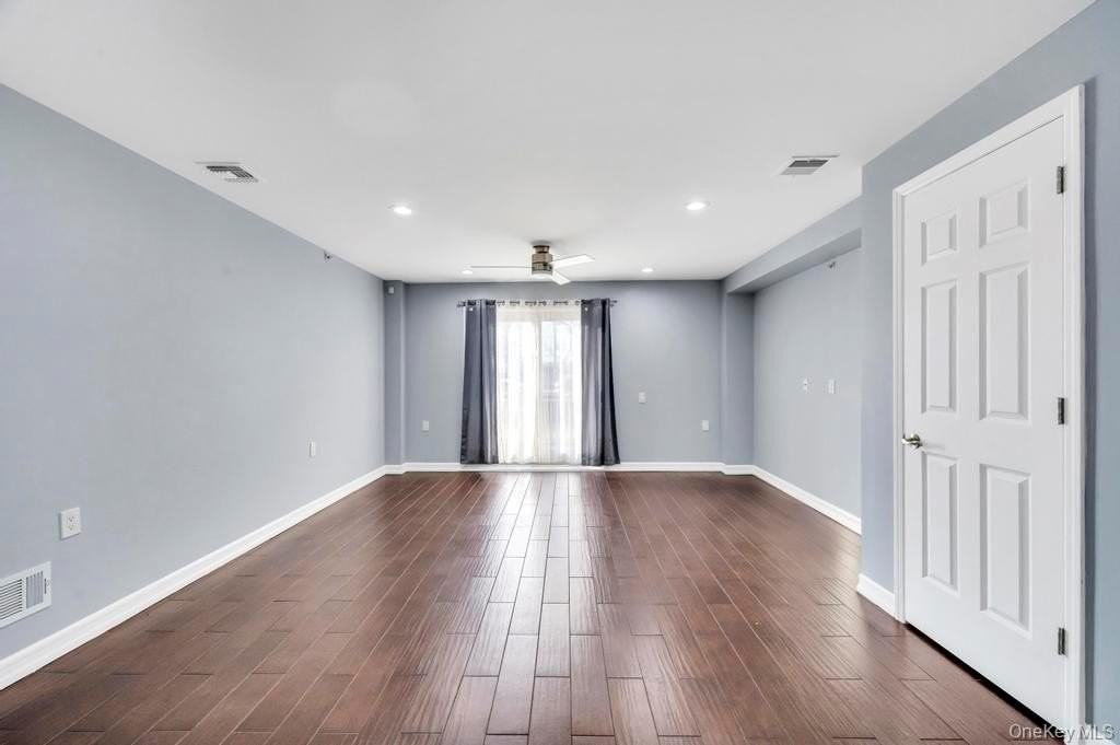 10220 Rockaway Beach Blvd Unit 1a - Photo 2 of 18