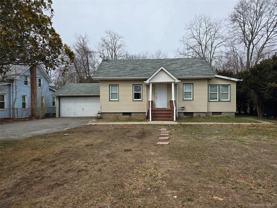 5 Cedar Rd E - Photo 1 of 1