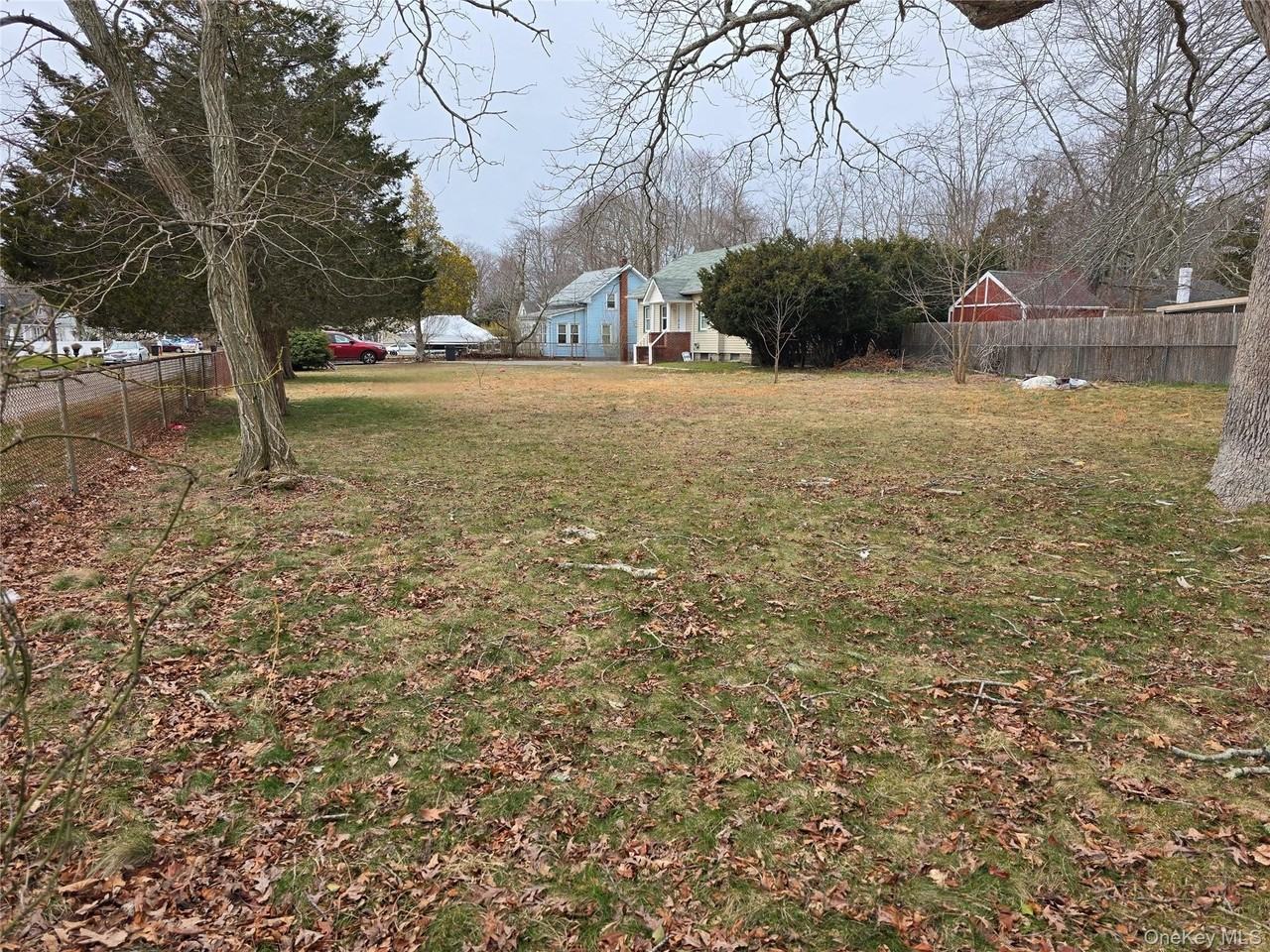 5 Cedar Rd E - Photo 4 of 4