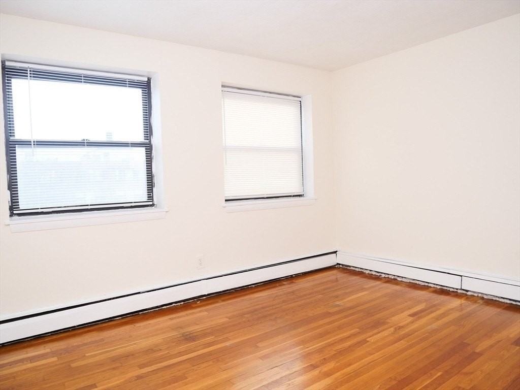 1027 Commonwealth Ave #21 - Photo 3 of 7