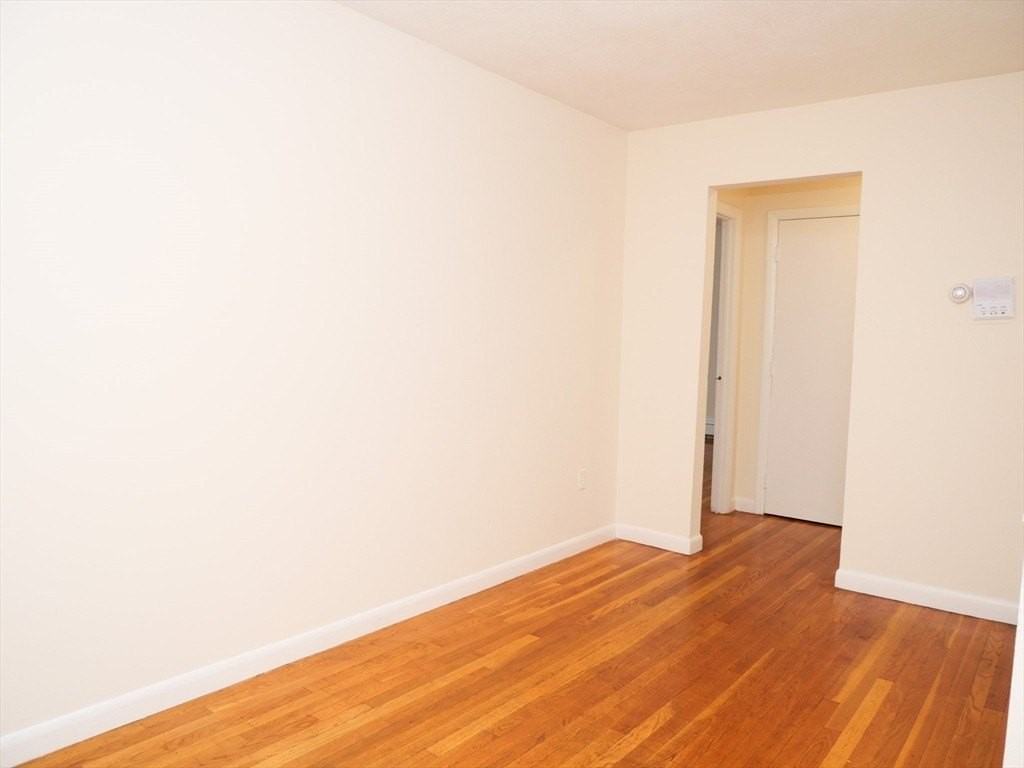 1027 Commonwealth Ave #21 - Photo 5 of 7