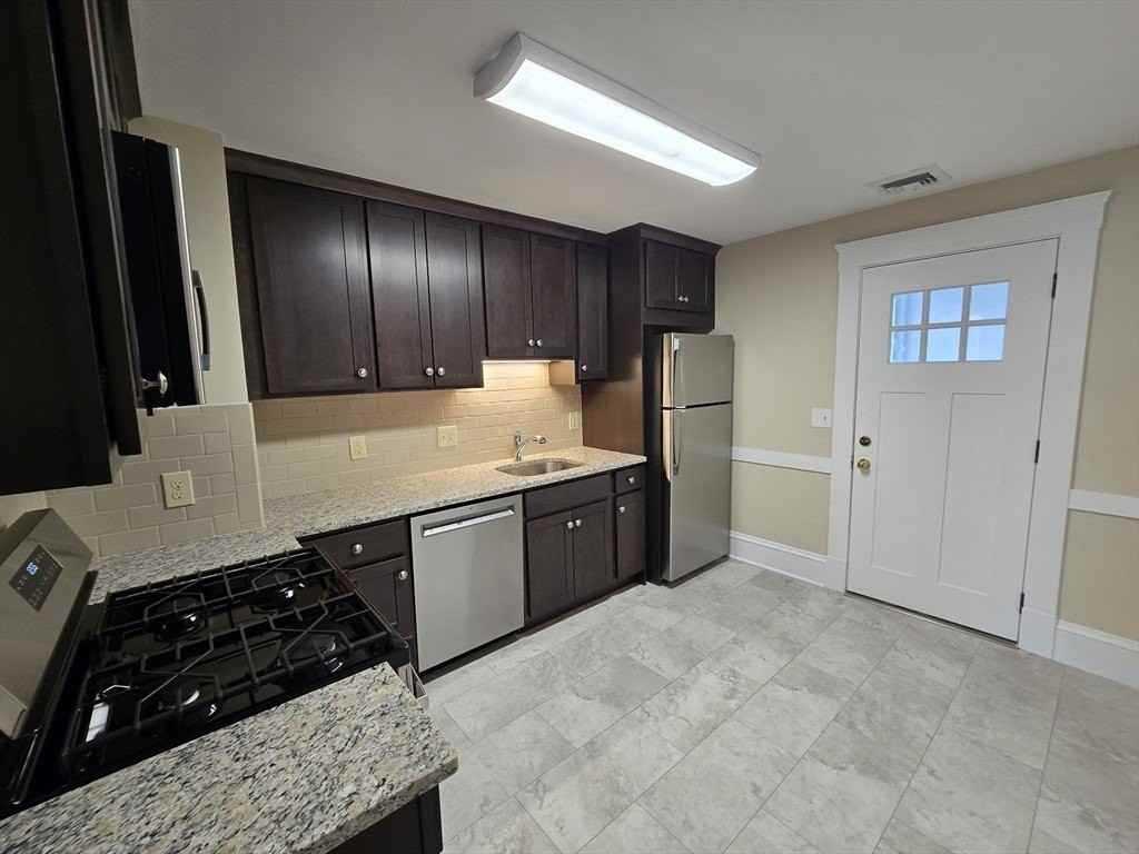 288 Pleasant St Apt 7 - Photo 2 of 25