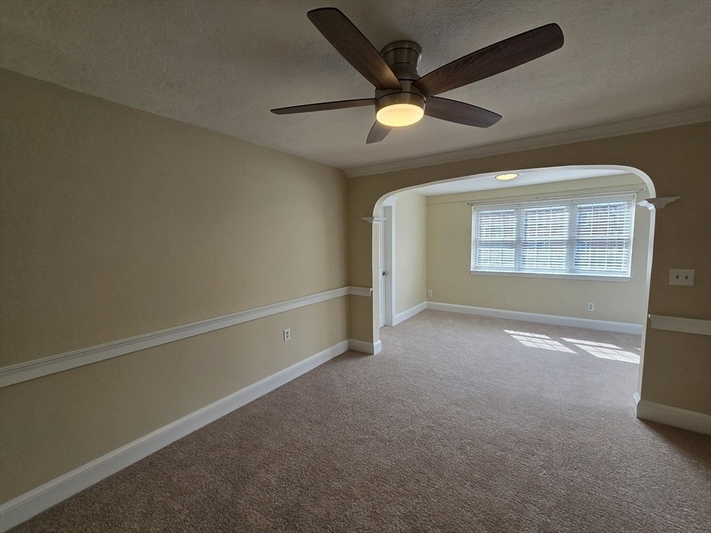 288 Pleasant St Apt 7 - Photo 5 of 25