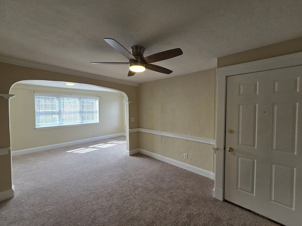 288 Pleasant St Apt 7 - Photo 6 of 25