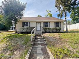 featured image of 405 Old Bridge Rd