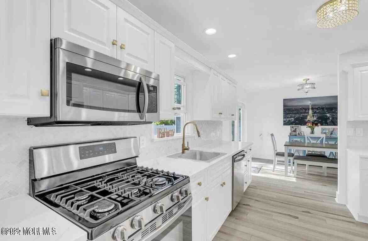 1506 Evergreen Ave - Photo 7 of 19