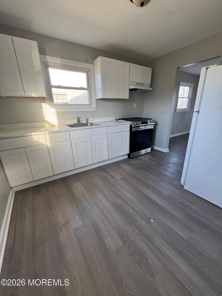 40 Liberty St - Photo 3 of 7