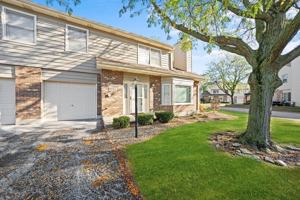 featured image of 9252 Cliffside Ln