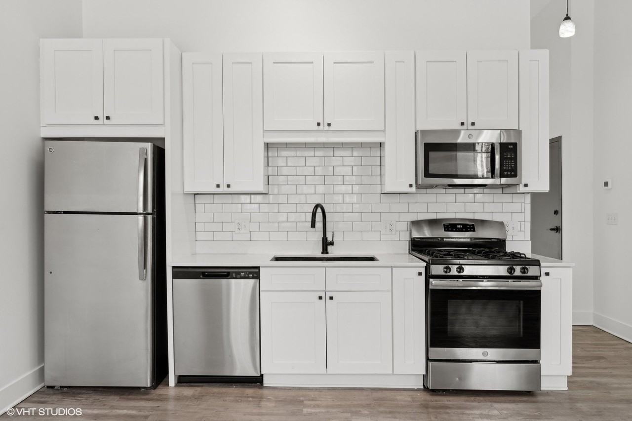 1912 N Milwaukee Ave Unit 1a - Photo 6 of 15