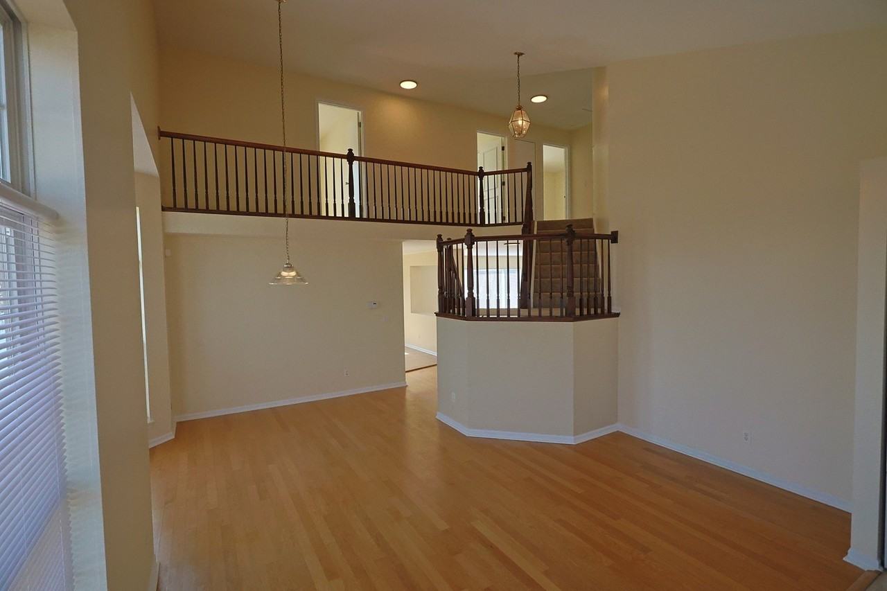 14252 S Hemingway Cir - Photo 3 of 30