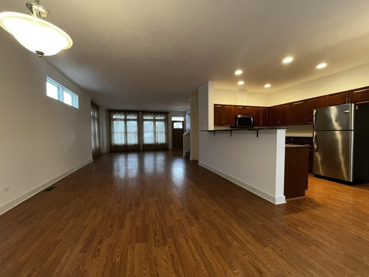 1516 Broadway St - Photo 5 of 22