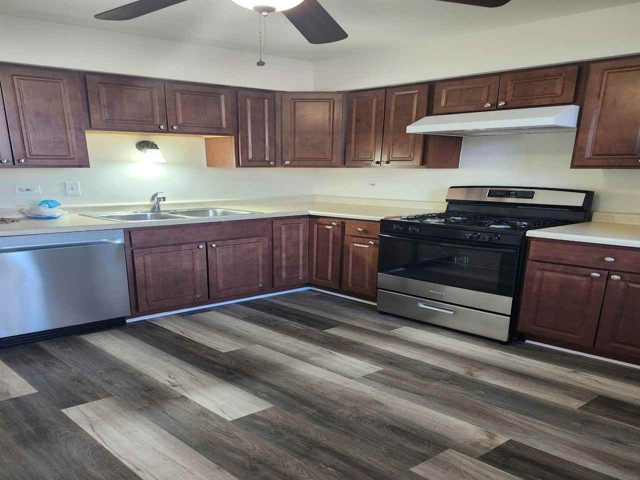 7715 Woodward Ave Apt 3b - Photo 3 of 9