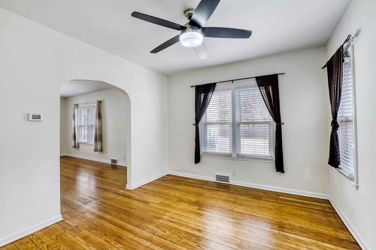 626 N Hough St - Photo 5 of 22