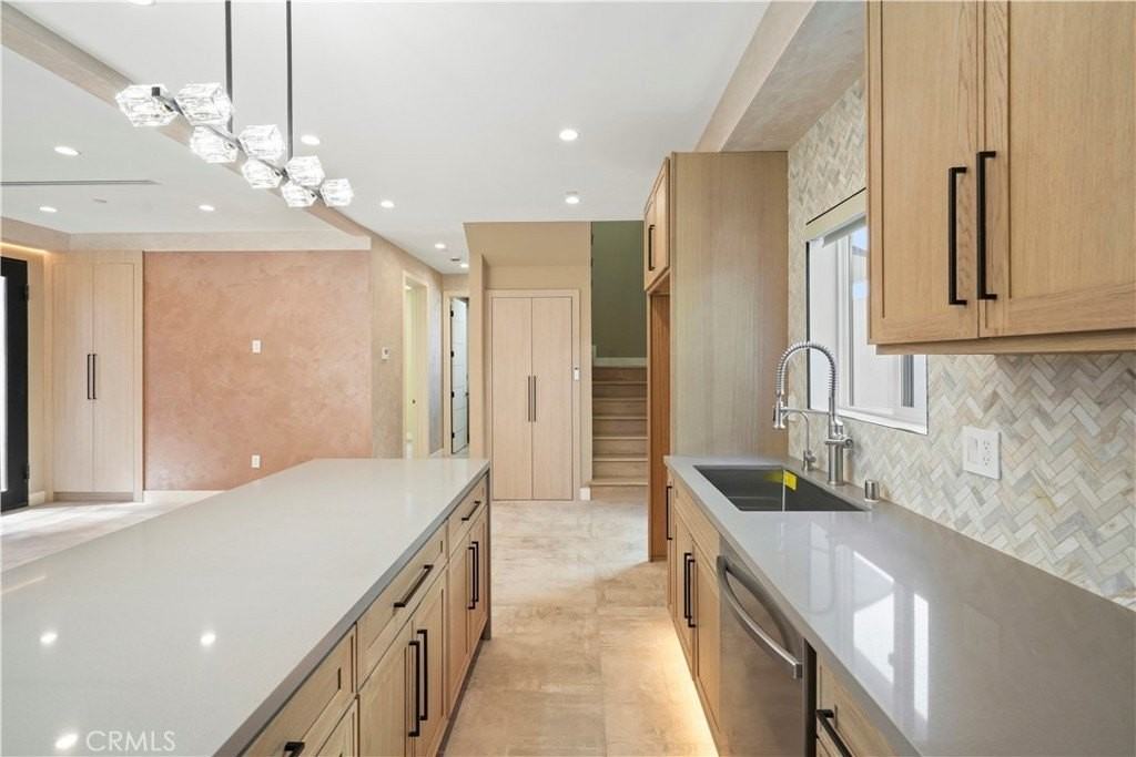 5428 Calhoun Ave - Photo 4 of 16