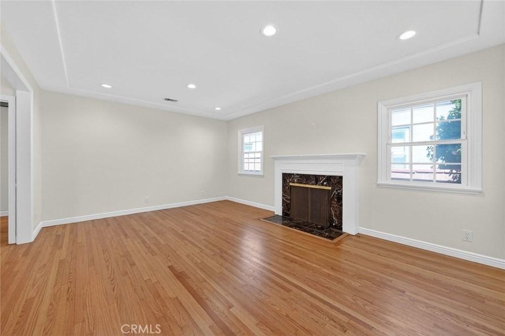 1641 N Catalina St - Photo 3 of 29