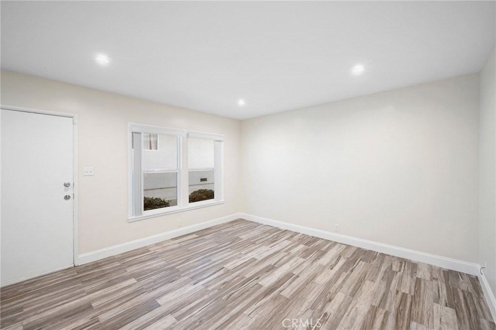 2930 Fairmount Ave #B - Photo 4 of 15