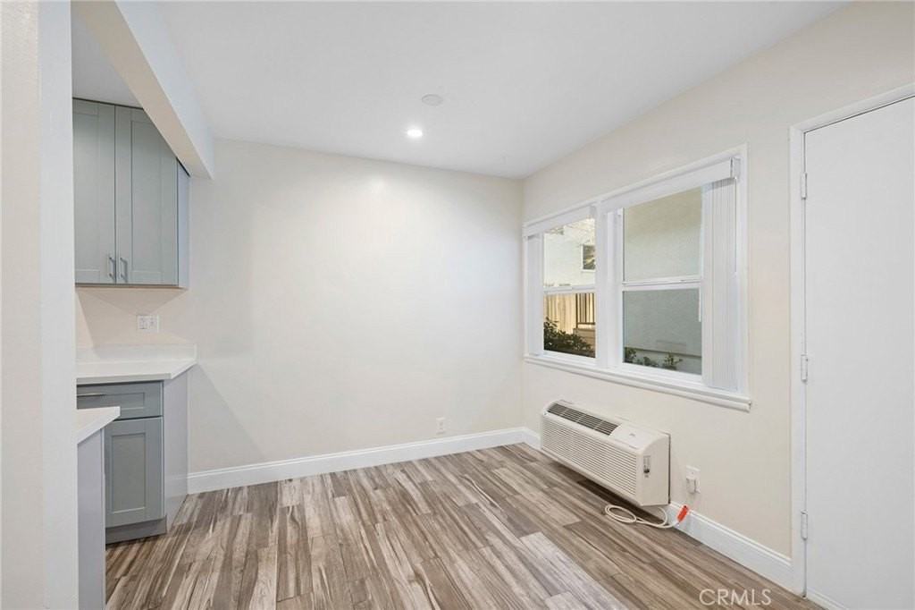 2930 Fairmount Ave #B - Photo 7 of 15