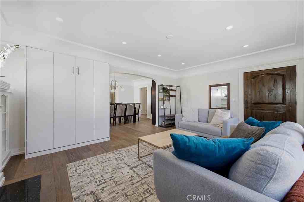 630 Pioneer Dr - Photo 7 of 27