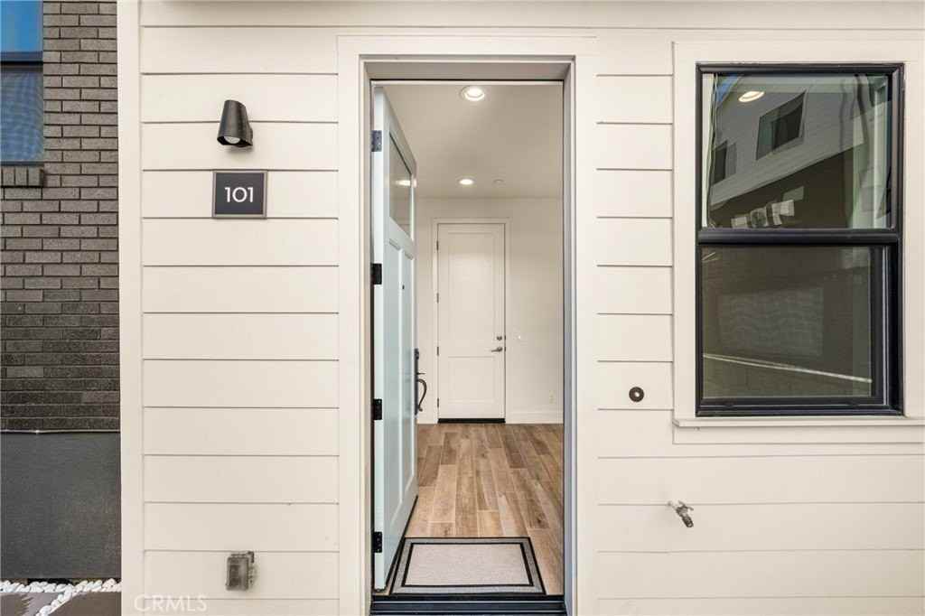 19031 Main St - Photo 7 of 27