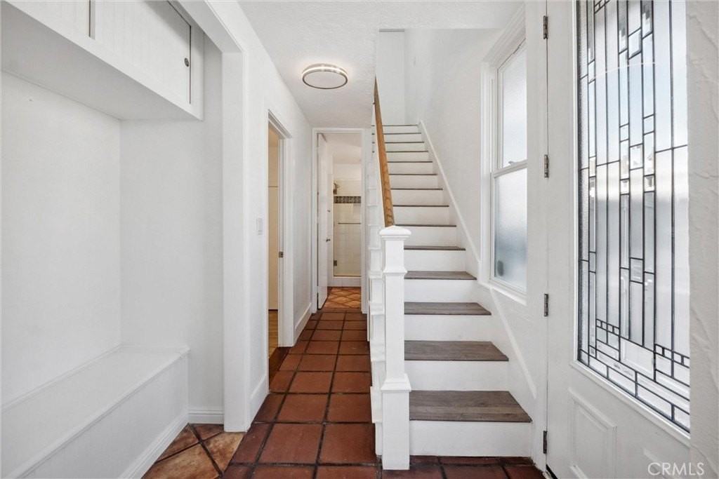 336 Canal St - Photo 6 of 17