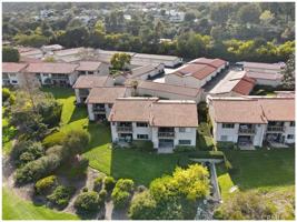 featured image of 31402 W Nine Dr