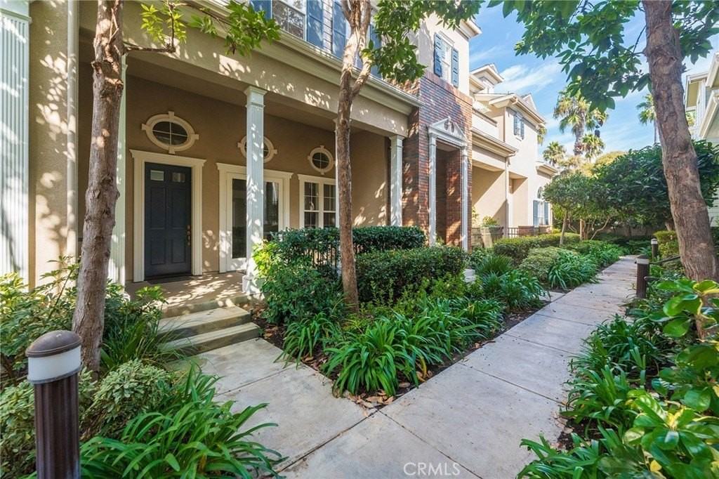 6267 Pacific Pointe Dr - Photo 2 of 49