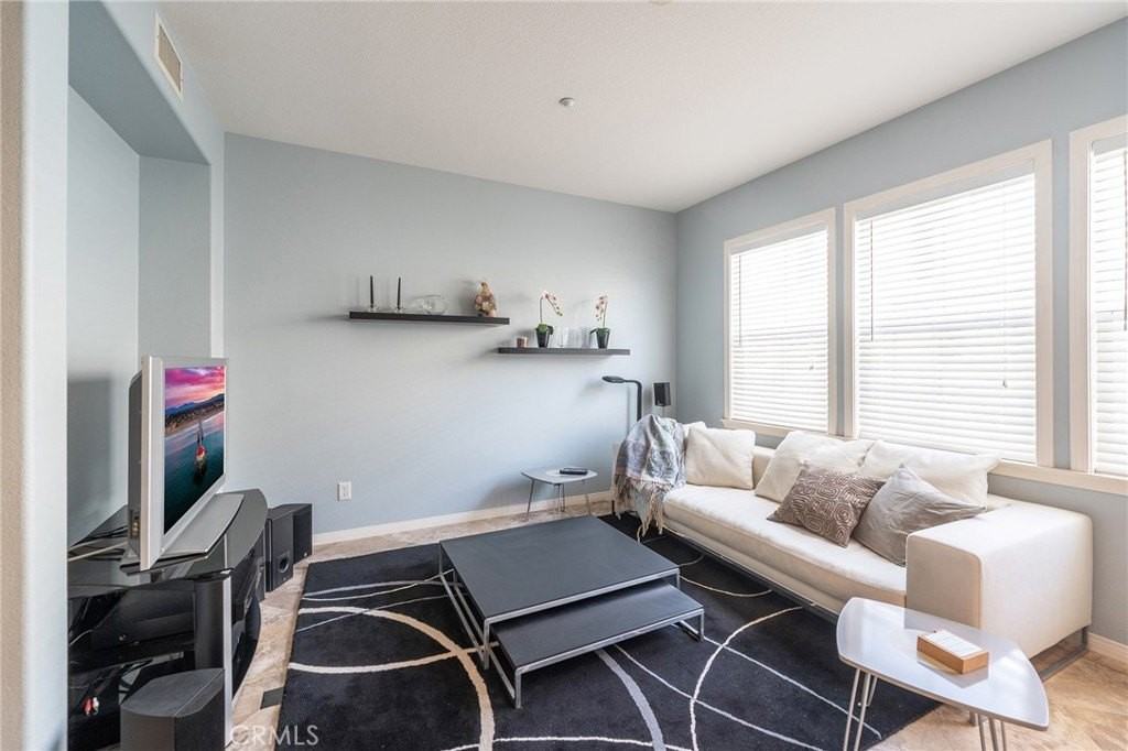 6267 Pacific Pointe Dr - Photo 7 of 49