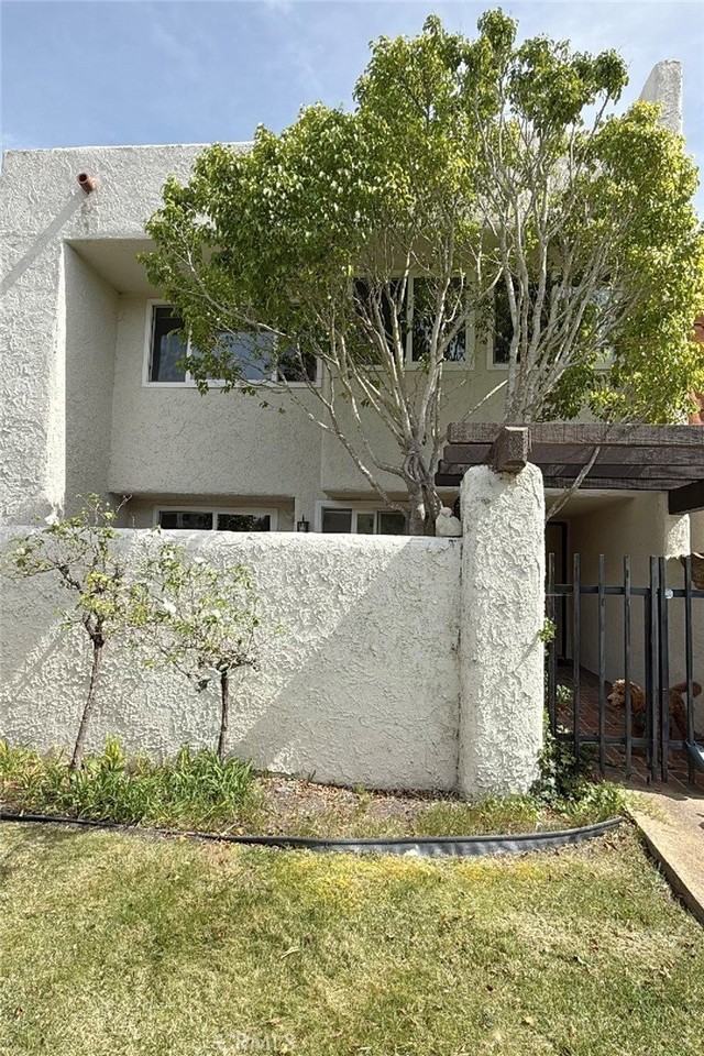 53 Aspen Way - Photo 2 of 21