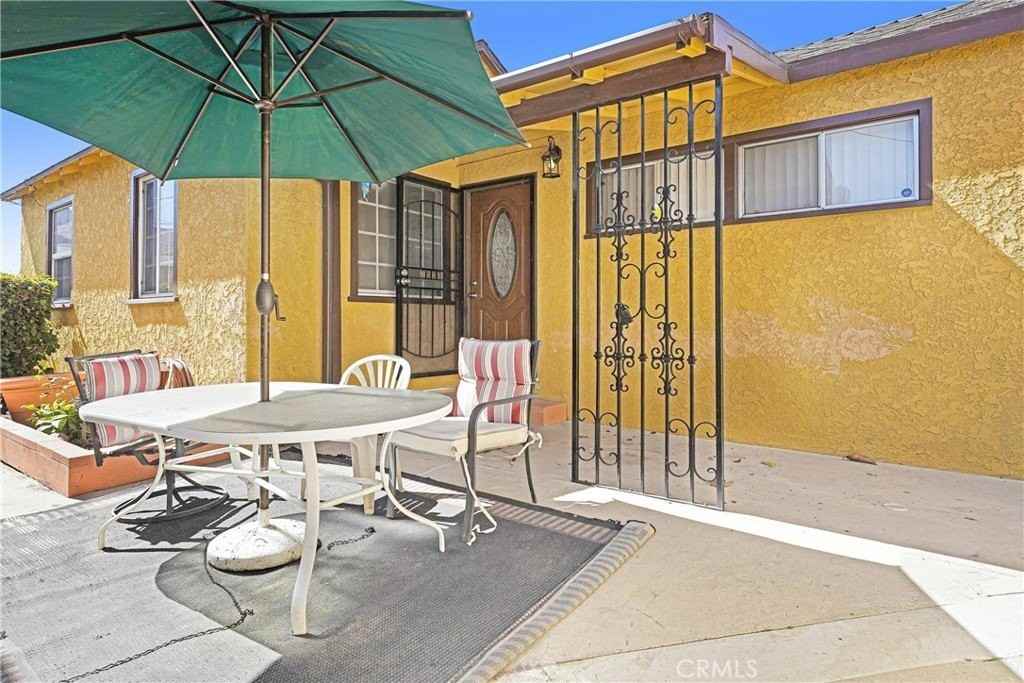 10529 S Truro Ave - Photo 3 of 27