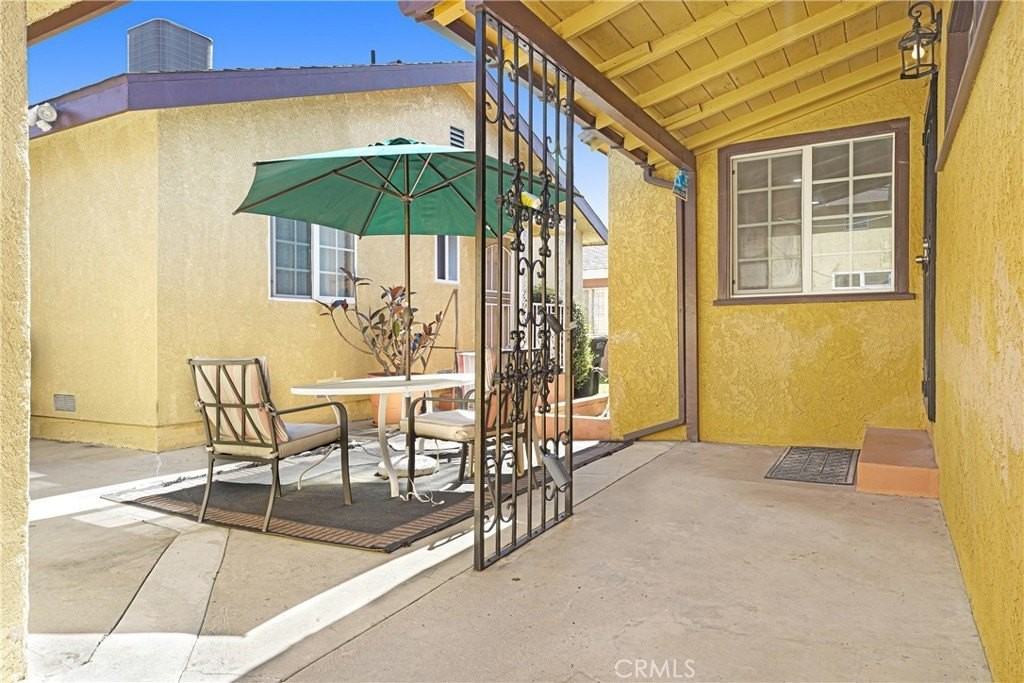 10529 S Truro Ave - Photo 4 of 27