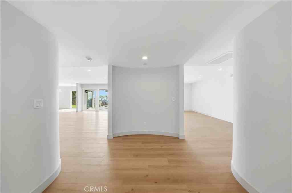 5527 Burning Tree Dr - Photo 4 of 50