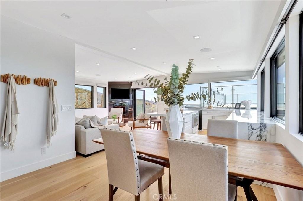 5402 Horizon Dr - Photo 2 of 50