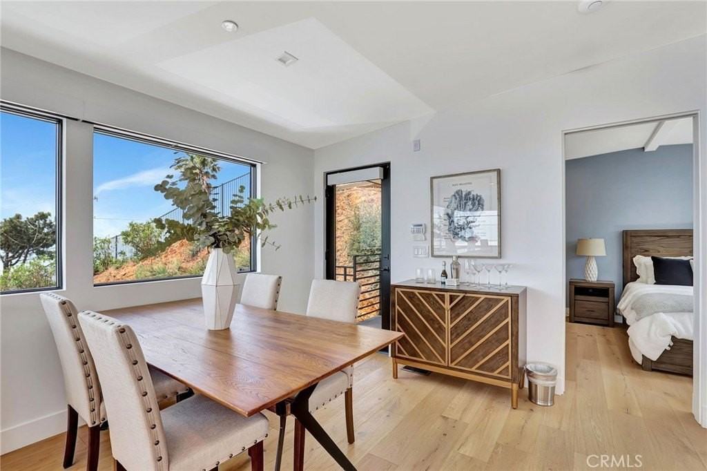 5402 Horizon Dr - Photo 3 of 50