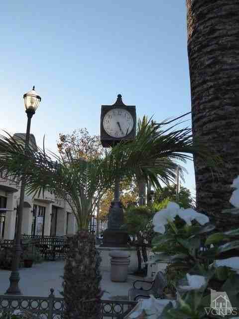 79 Palm Dr - Photo 6 of 34