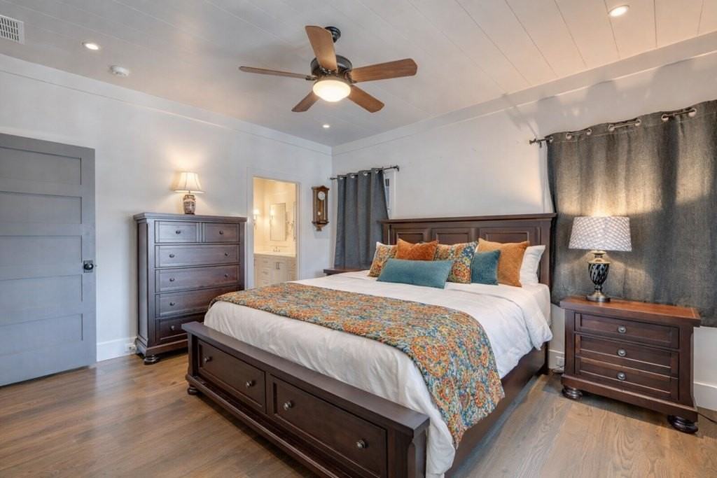 56 Oak Crescent Cir - Photo 5 of 31